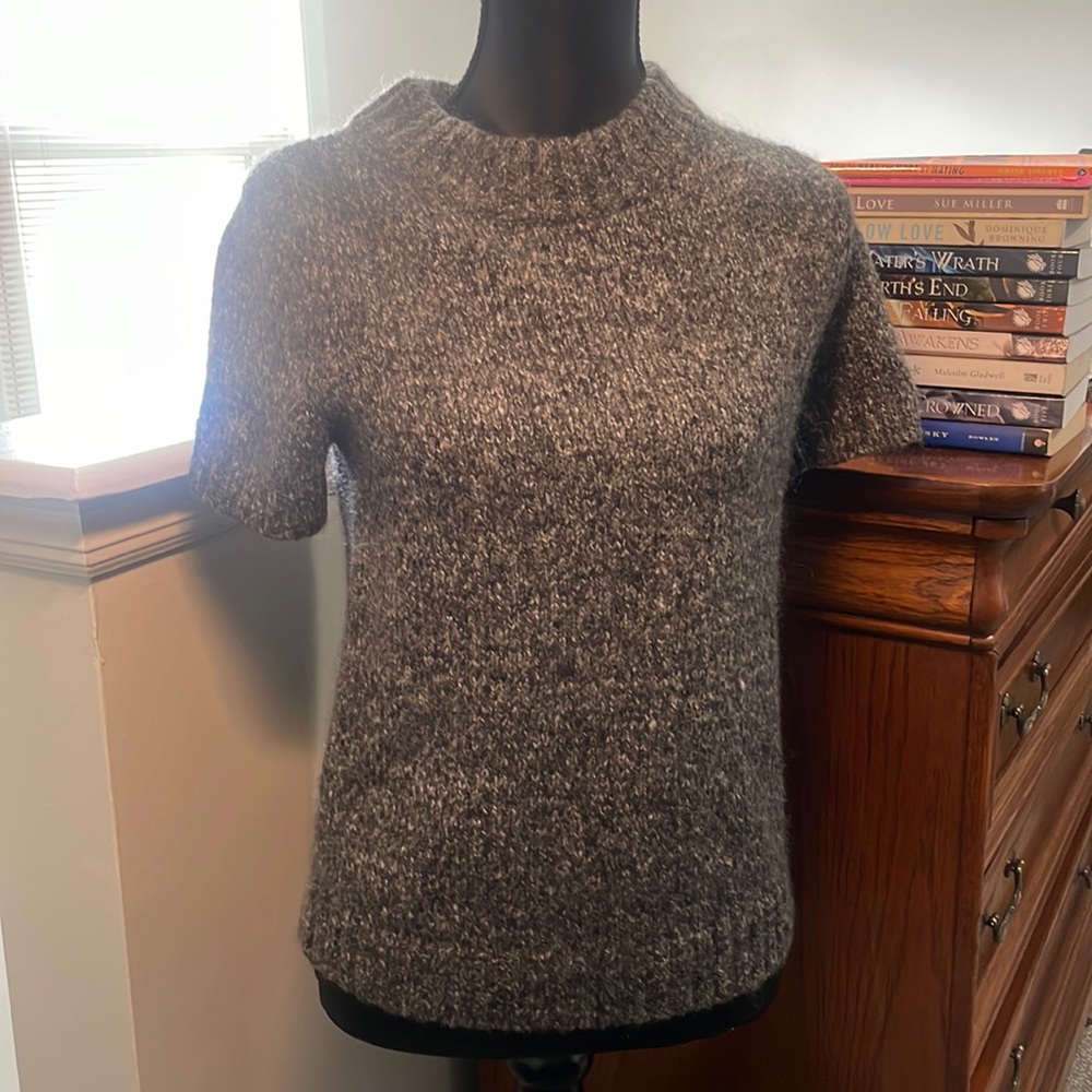 Gorgeous vintage Lands End CANVAS marveled dark grey short sleeves sweater
